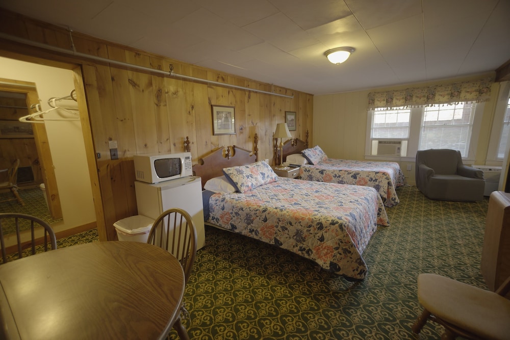 Betty Doon Hotel - photo 53