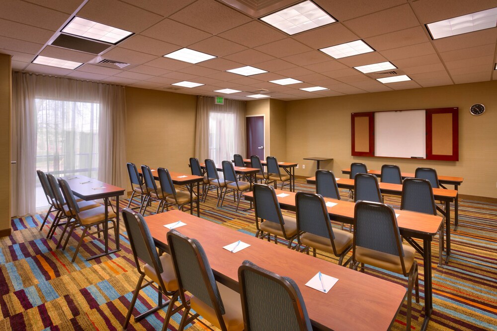 Fairfield Inn & Suites by Marriott Boise Nampa - photo 22