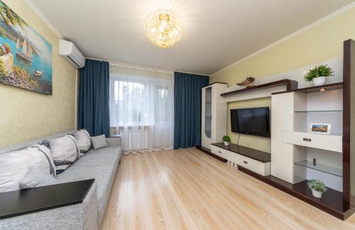2 rooms apartment near metro Teremky — 4-Star Luxury Hotel in Kyiv, Ukraine