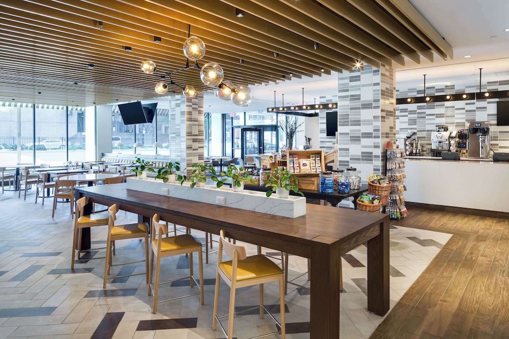 DoubleTree by Hilton Hartford Downtown - photo 37