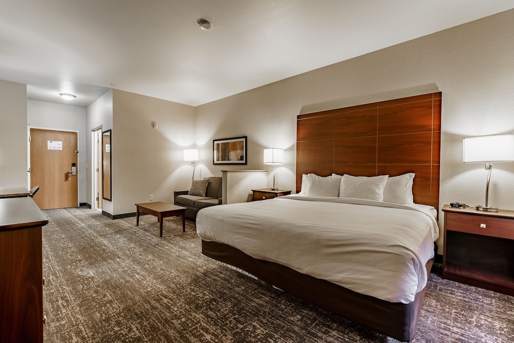 Cobblestone Suites Ripon - photo 21