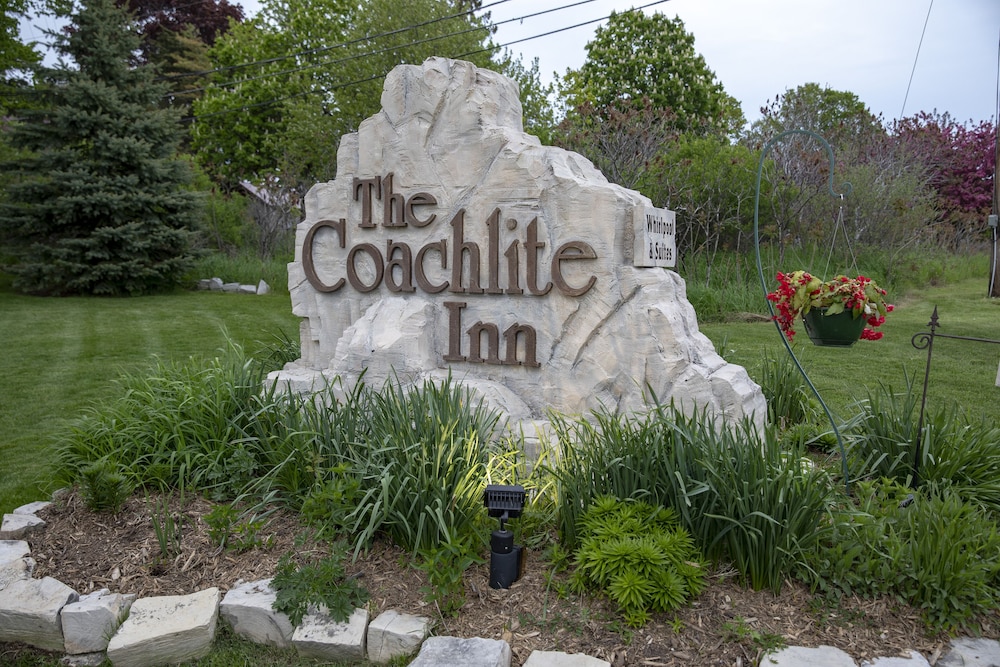Coachlite Inn - photo 81