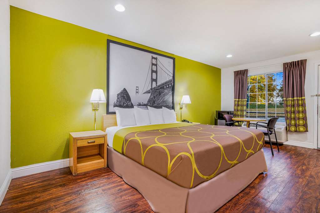 Super 8 by Wyndham Auburn - photo 21
