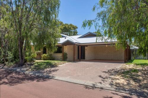 Beachnbush in Dunsborough, Australia
