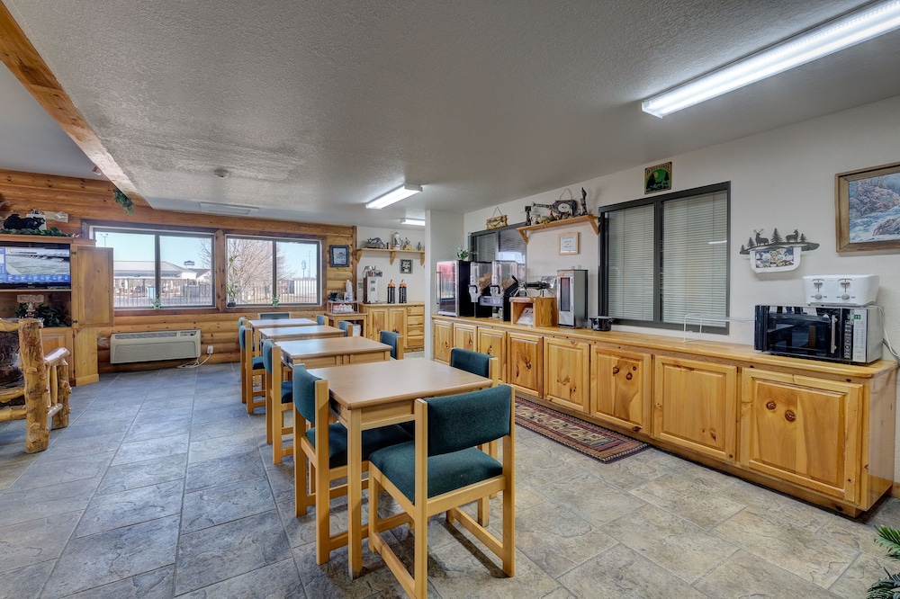 Booneslick Lodge of Neosho - photo 7