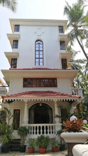 Lucianas Beach Resort — Cavelossim