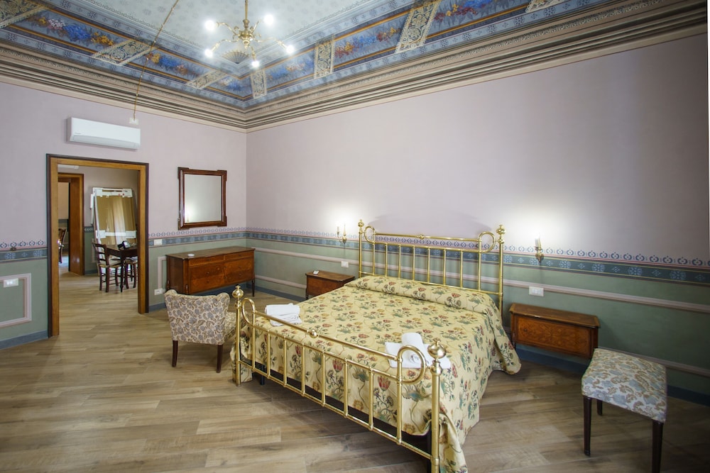 Cefas Apartments — 4-Star Luxury Hotel in Cefalu, Italy