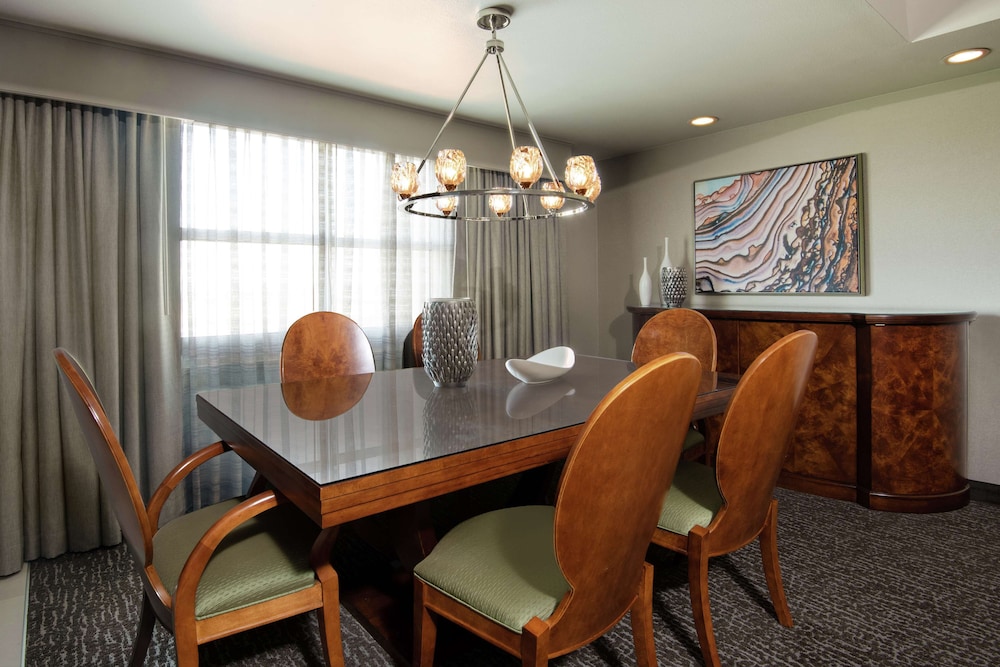 Embassy Suites Northwest Arkansas Hotel Spa & Convention - photo 26