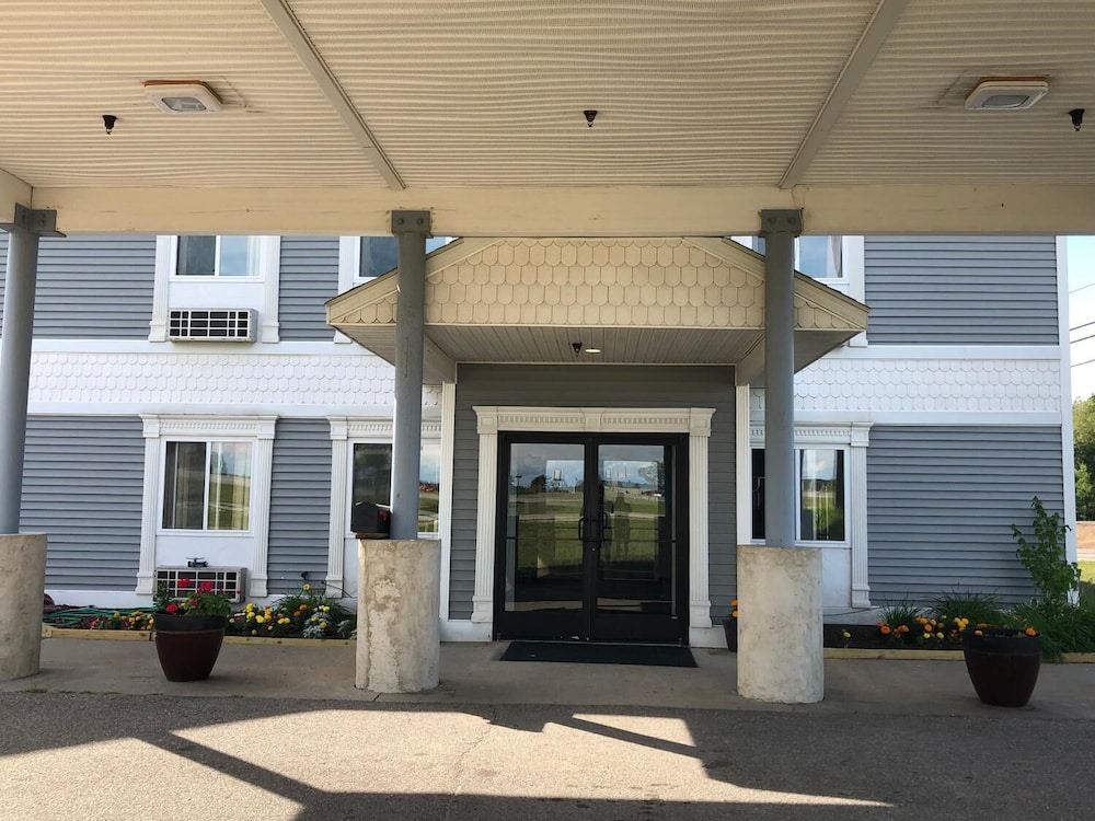 Americas Best Value Inn Gaylord - photo 31
