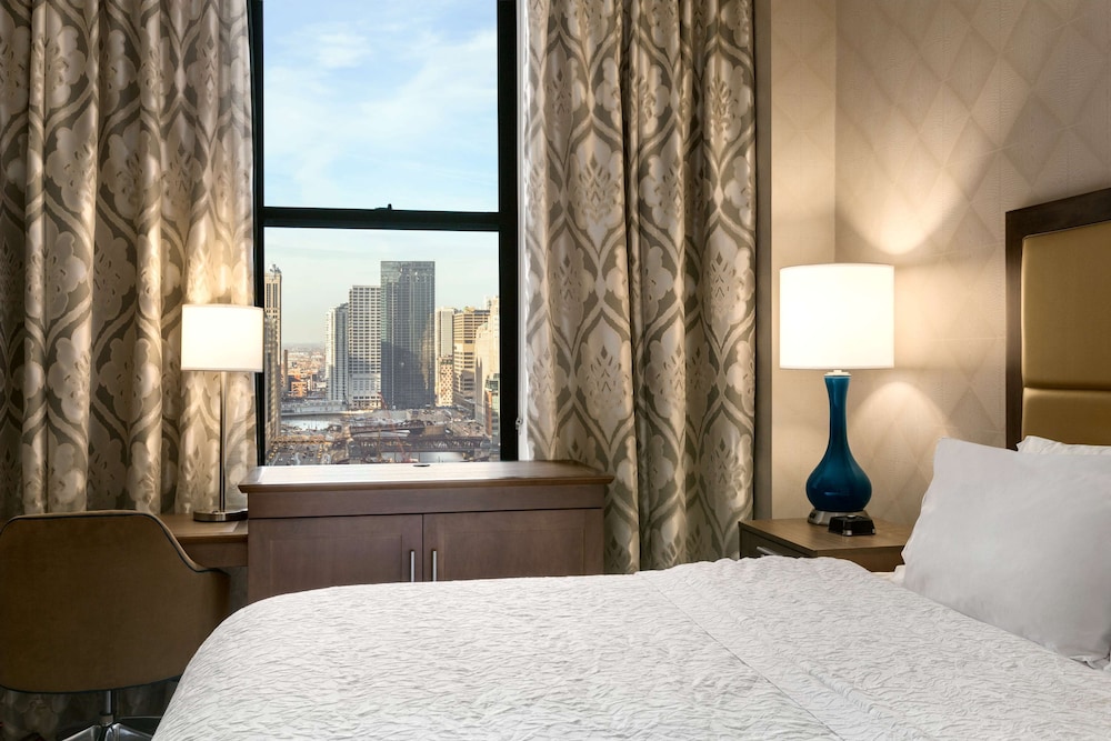 Hampton Inn Chicago Downtown N Loop Michigan Ave - photo 10
