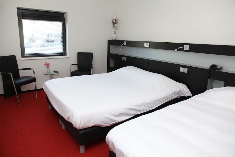 Stads Hotel Boerland — Emmen — photo 5