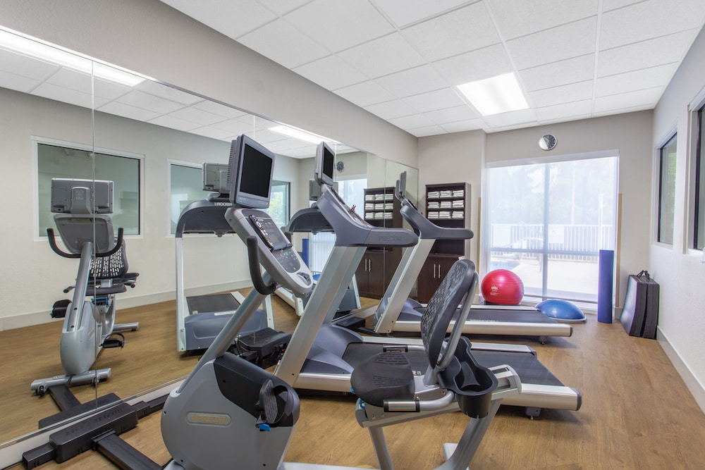 Holiday Inn Express Hotel & Suites Silver Springs Ocala by IHG - photo 17