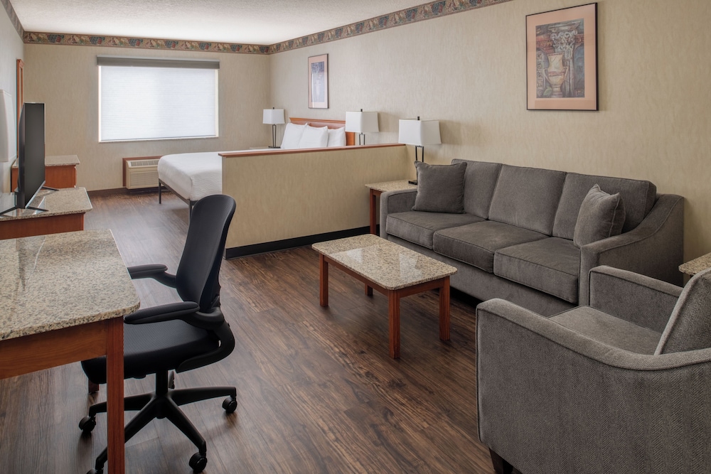 Ashley Inn of Tillamook - photo 8
