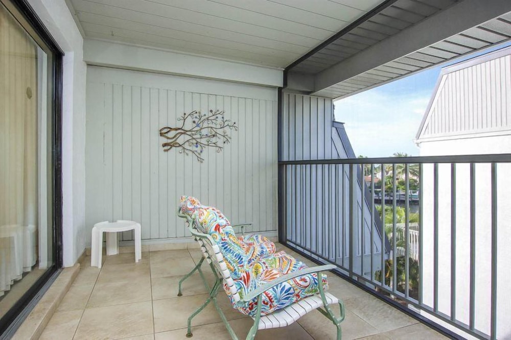 Mariner Pointe 323 - photo 21