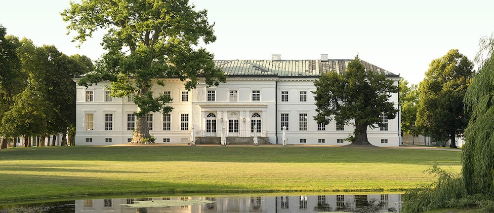Hotel Schloss Neuhardenberg — hotel in Neuhardenberg