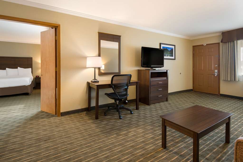 Best Western Holiday Hotel - photo 14