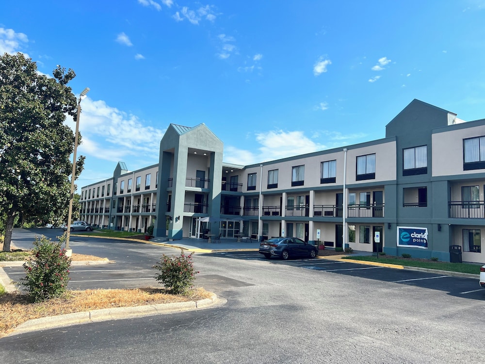 Clarion Pointe Greensboro Coliseum Area - photo 39