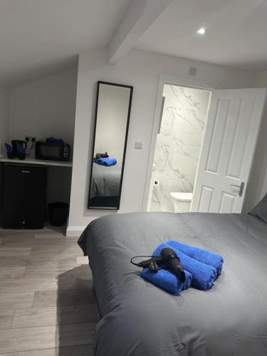 Central London Zone 2 En suite Room — 4-Star Luxury Hotel in London, United Kingdom