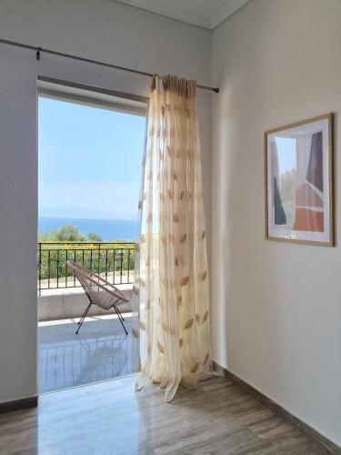 Almyros Aktis seaview apartment — 4-Star Luxury Hotel in Kalamata, Greece