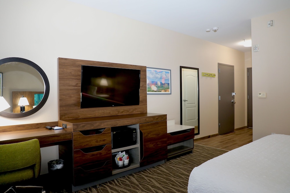 Hampton Inn Ellensburg - photo 19