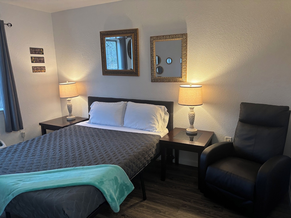 Brownsville Motel - photo 88