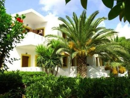 Angelika Apartotel in Sision, Greece