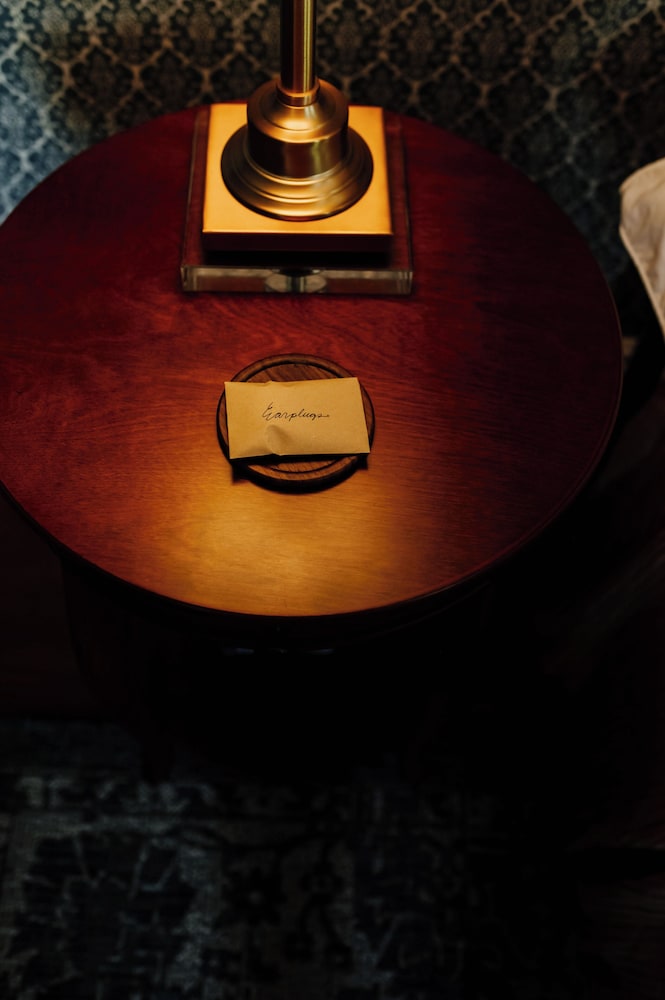 White House Hotel - photo 11