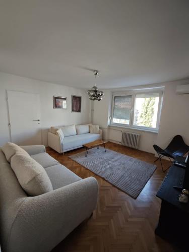 Apartman Mrvica — 4-Star Luxury Hotel in Sarajevo, Bosnia and Herzegovina