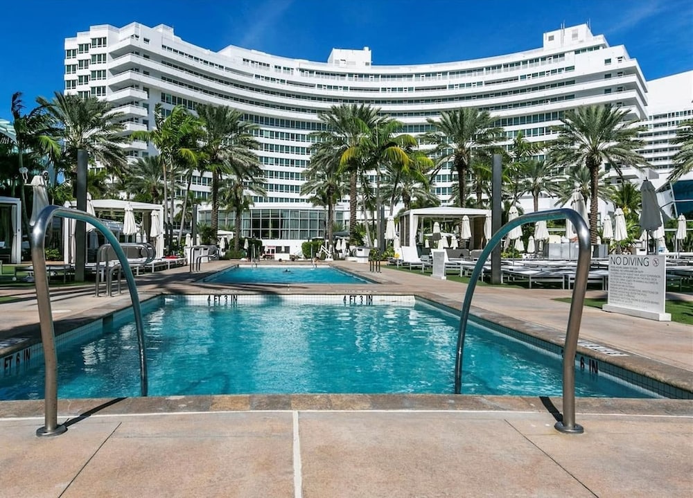 Fontainebleau Miami Beach Private Luxury Suites - photo 396