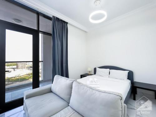 Spacious Studio with balcony in AL Majan — 4-Star Luxury Hotel in Dubai, United Arab Emirates