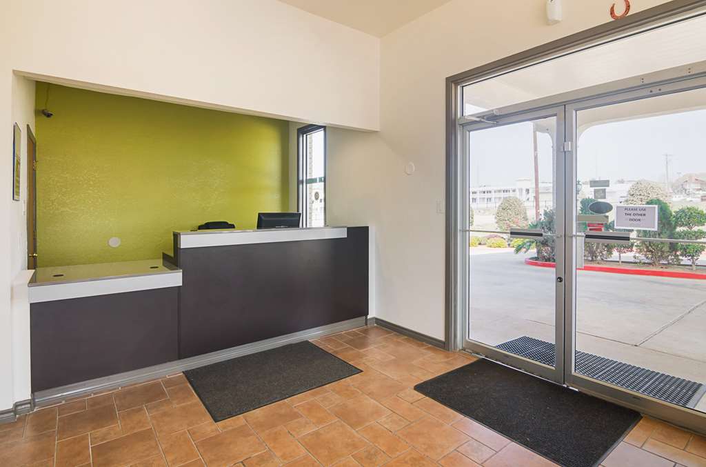 Studio 6 Tyler TX in Tyler, United States