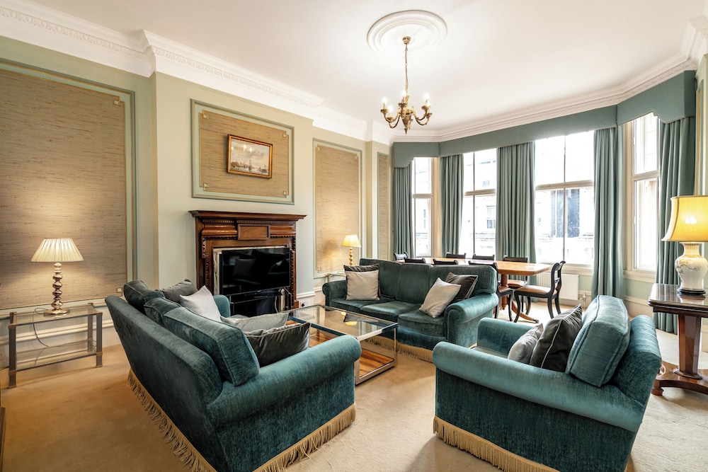 No 1 The Mansion Apartments by Mansley — 4-Star Luxury Hotel in London, United Kingdom