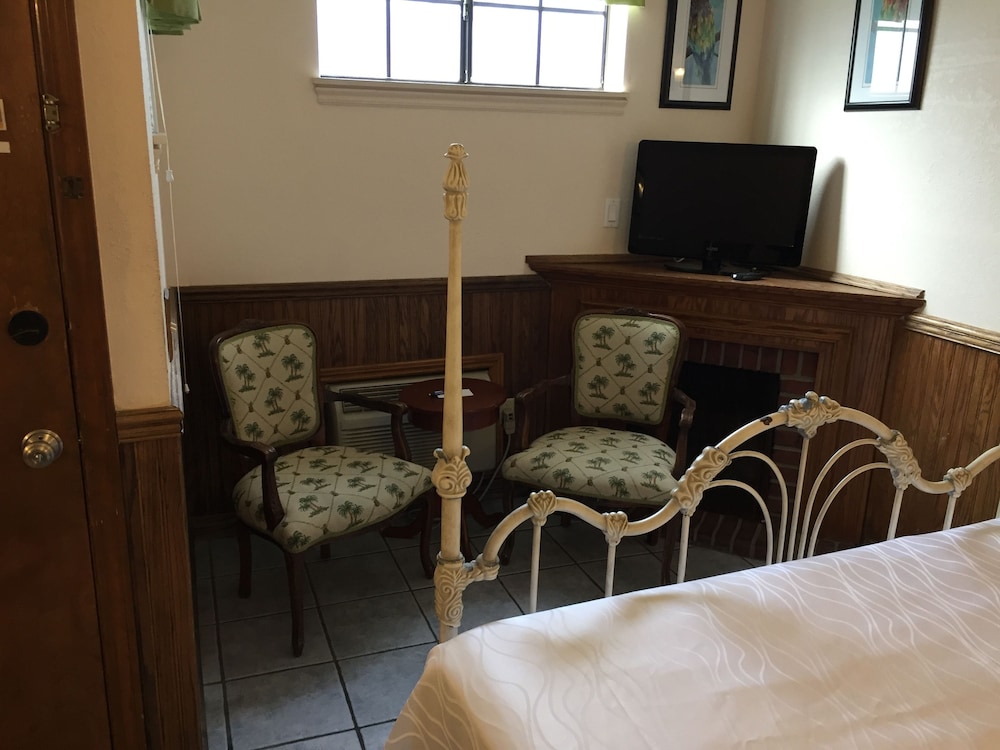 Seacrest Inn - photo 28
