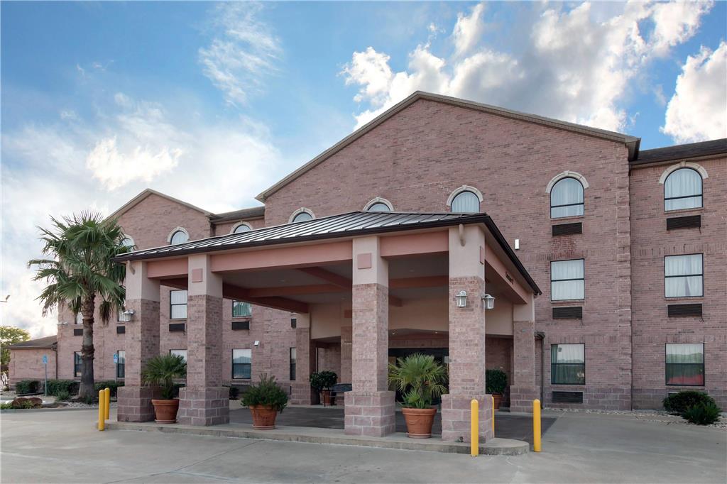 Quality Inn Buffalo — Buffalo — photo 2