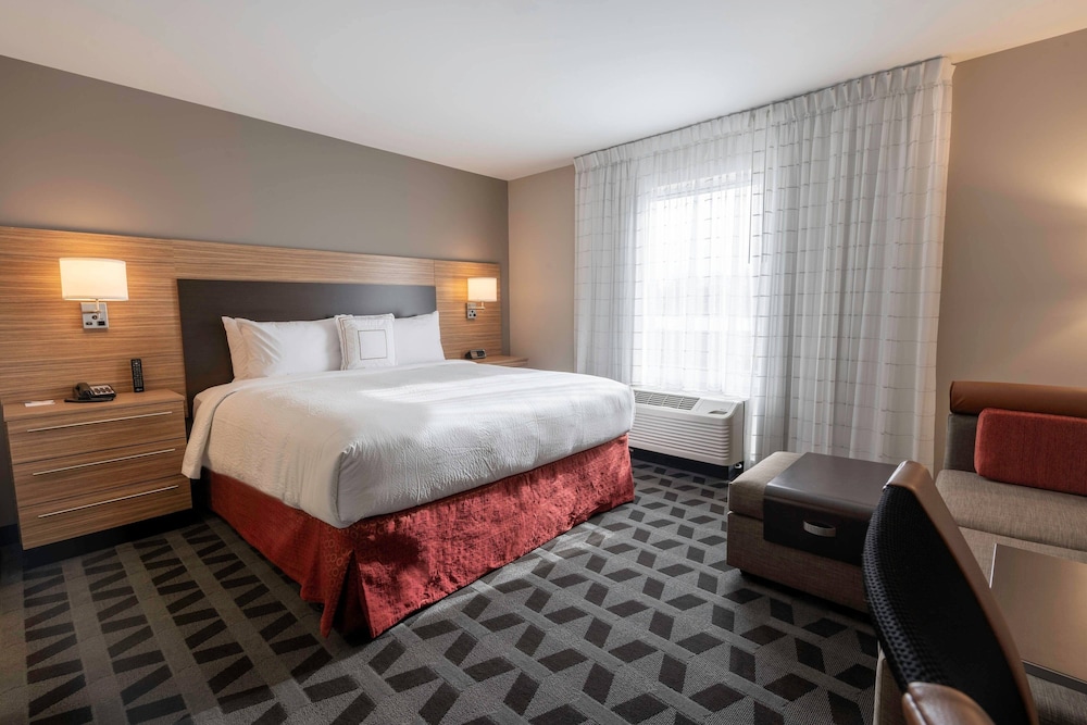 TownePlace Suites by Marriott Clinton - photo 8