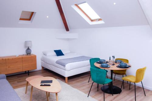 Le Paisible Choisy Le Roi Wifi Parking Gratuit Rer C a Proximite — hotel in Choisy-Le-Roi