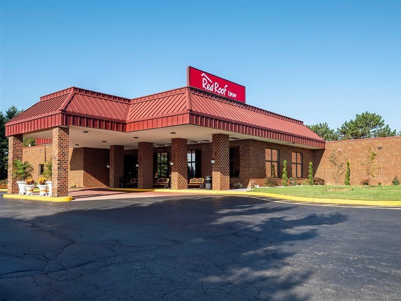 Red Roof Inn Carlisle — Carlisle