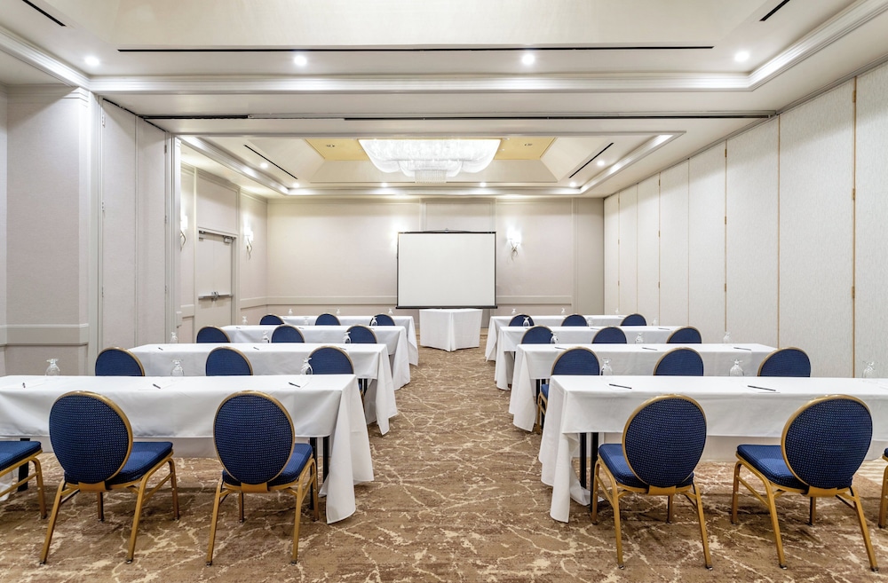 Crowne Plaza Los Angeles Harbor Hotel by IHG - photo 80