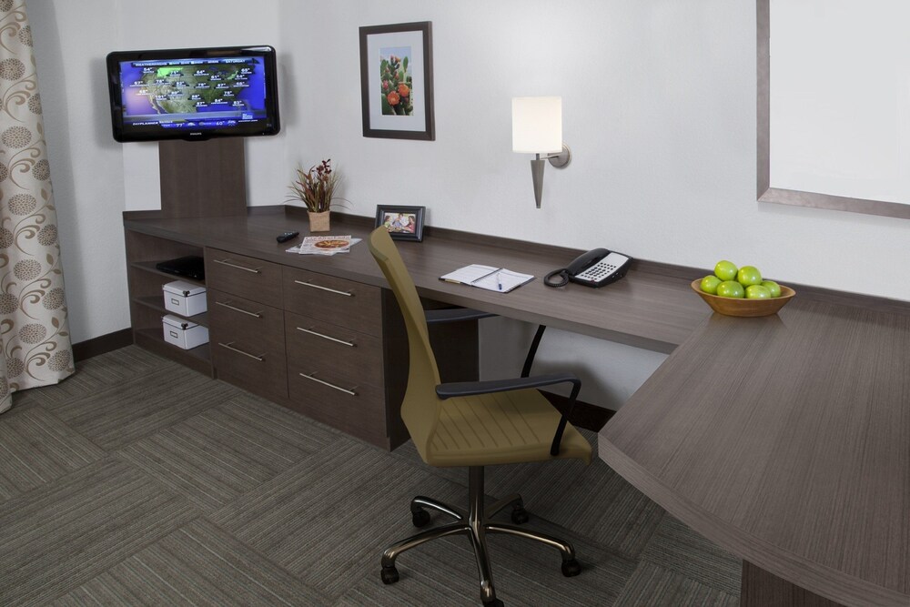 Candlewood Suites Orlando Lake Buena Vista by IHG - photo 4