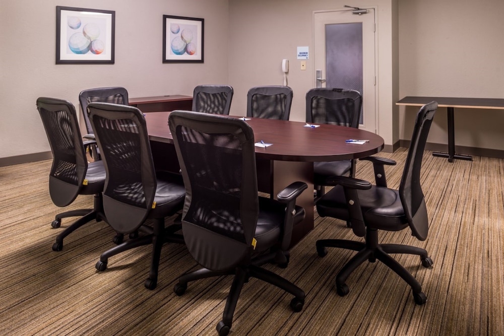 Holiday Inn Express Walnut Creek by IHG - photo 39