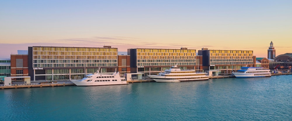 Sable at Navy Pier Chicago Curio Collection by Hilton - photo 32