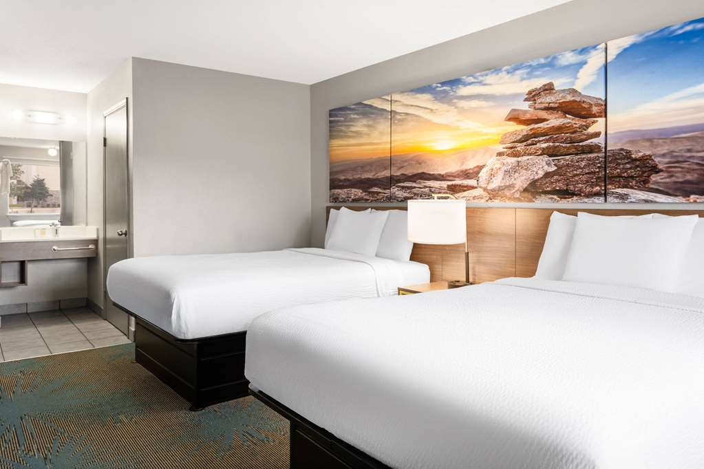 Days Inn by Wyndham Ardmore - photo 12