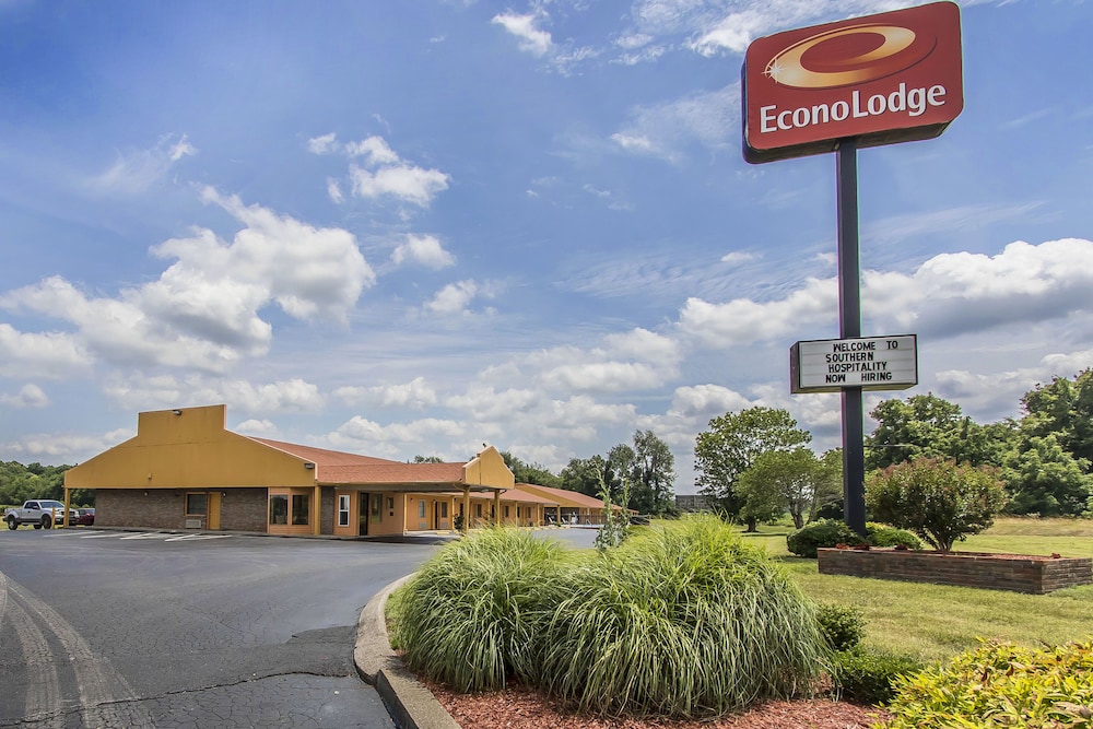 Econo Lodge Cornersville I 65 - photo 27