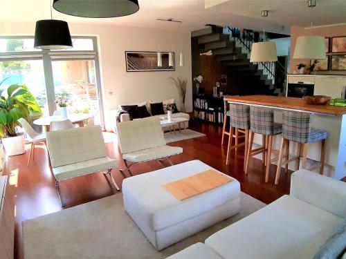 Holiday Home Reporyje by Interhome — 4-Star Luxury Hotel in Prague, Czech Republic