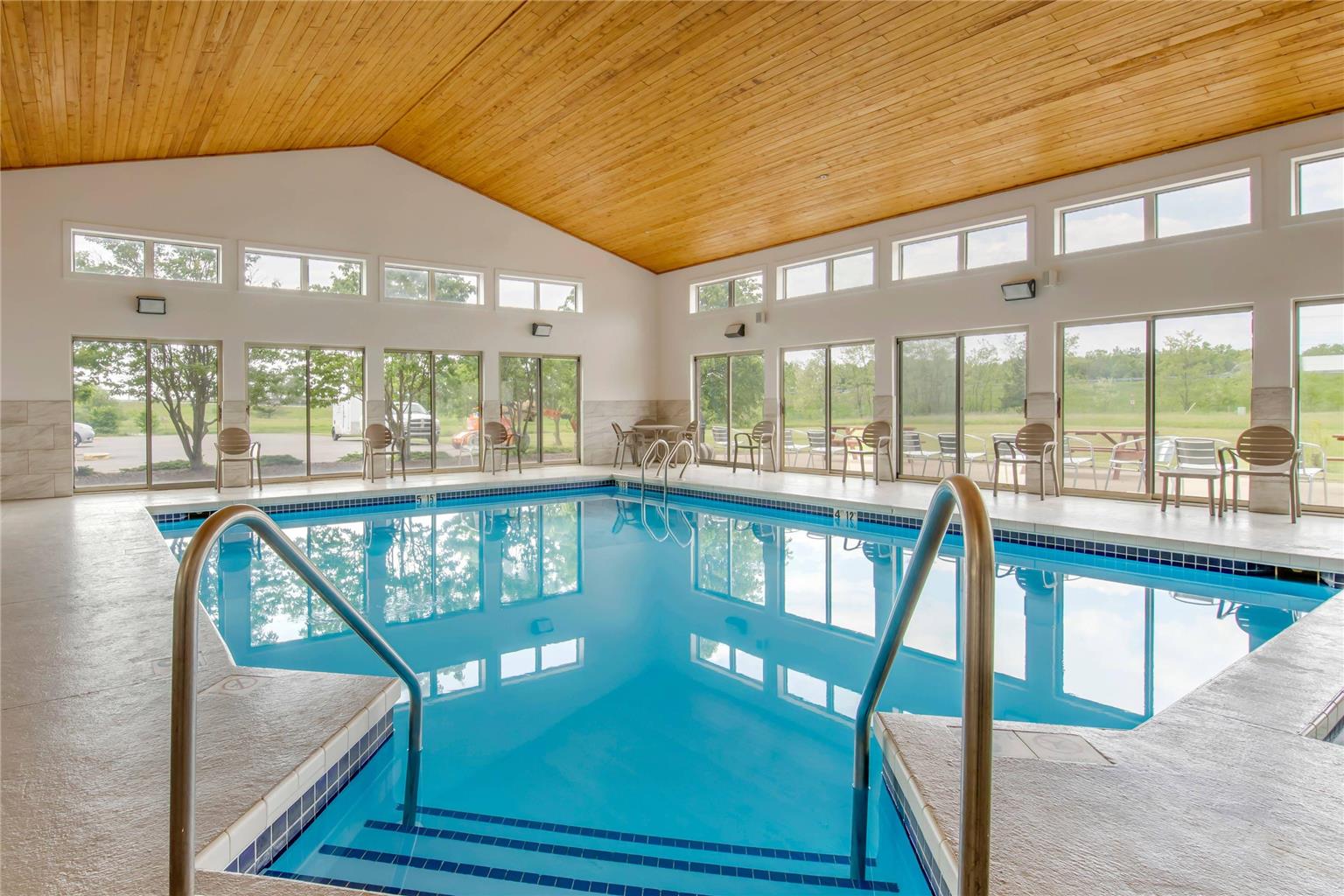 Comfort Inn & Suites New Lisbon — hotel in New Lisbon
