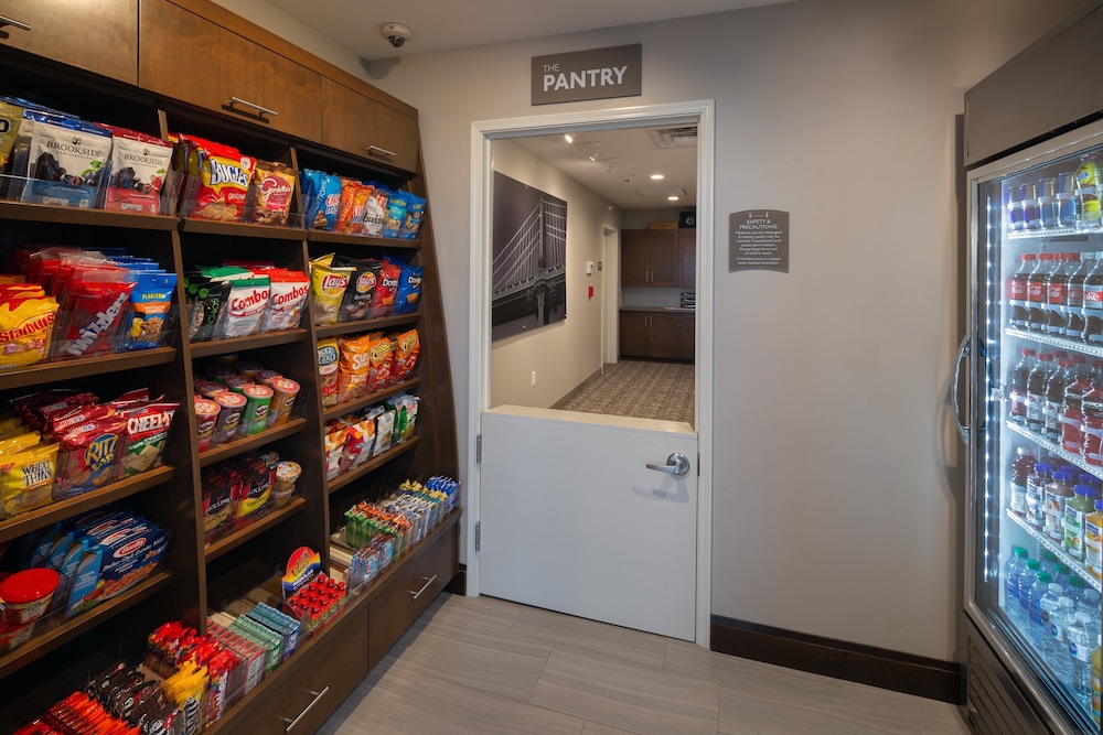 Staybridge Suites Phoenix Biltmore Area by IHG - photo 35