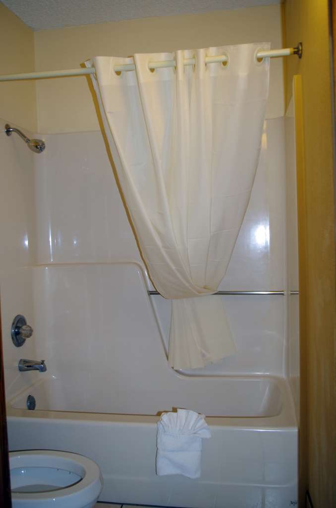 Americas Best Value Inn Malvern - photo 14