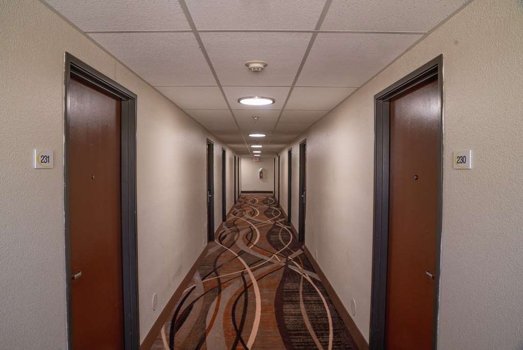 Super 8 by Wyndham Yuma - photo 27
