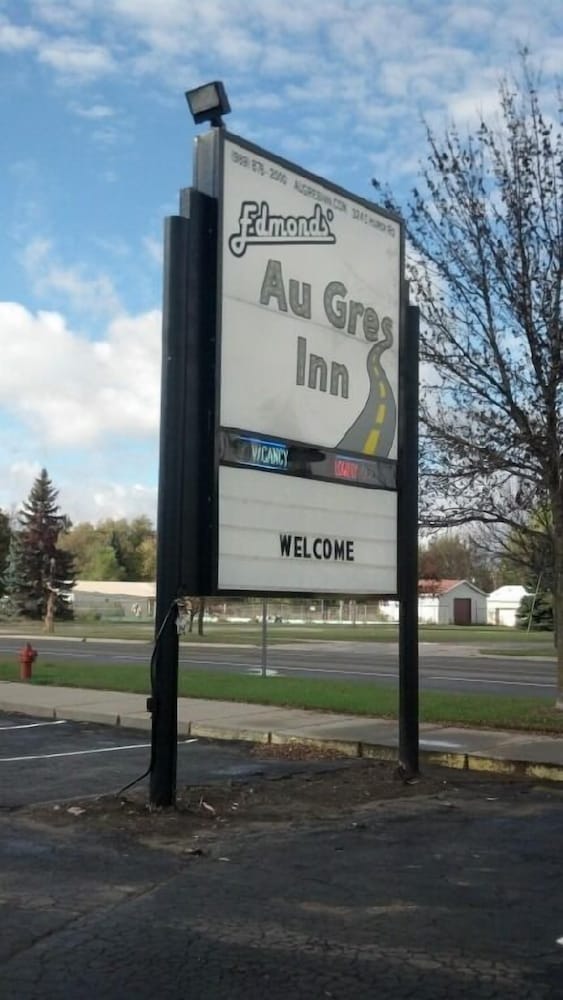 Edmond's Au Gres Inn - last minute hotel in Unknown City
