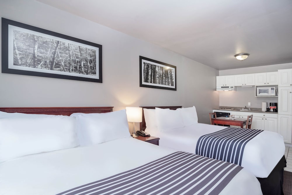 Sandman Inn Cache Creek — Cache Creek — photo 4